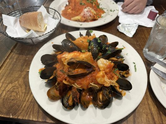 Carlo's Cucina Italiana by null