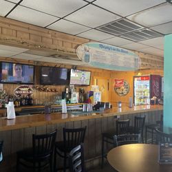 Murphy's on the Ocean - Indoor bar