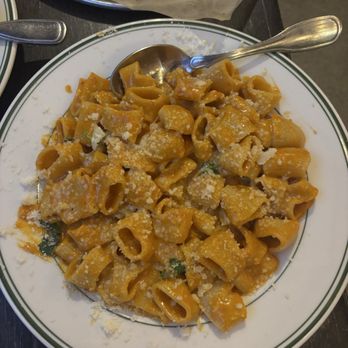 Reilly Craft Pizza and Drink - Vodka Rigatoni - Italian Near Me - Tucson, Arizona Reilly Craft Pizza and Drink - Vodka Rigatoni - Italian Near Me - Tucson, Arizona