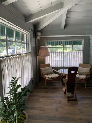 Le Petit Pali at Ocean Ave by null