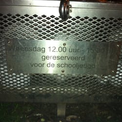 Schaakbord Dapperbuurt - Woensdag van 12:00-15:00 gereserveerd voor de schooljeugd.