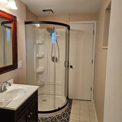 Vanderpool's Impressive Painting - Interior bathroom finish pics