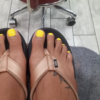 Pretty Nails & Spa - Feet looking and feeling GOOD ON THIS SWEET SUNDAY..FACTS..LOVE IT.. - Nail Salons Near Me - Buckeye, Arizona