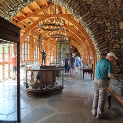 Dogwood Canyon Mill & Grill