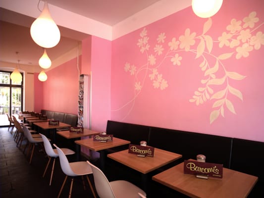 Photo of Barcomi's - Berlin, BE, DE. Barcomi's Kaffeerösterei Innenraum