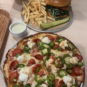 Bright Spark Brewing - gf hot honey pepperoni pizza is GAS - Breweries Near Me - Ventura, California