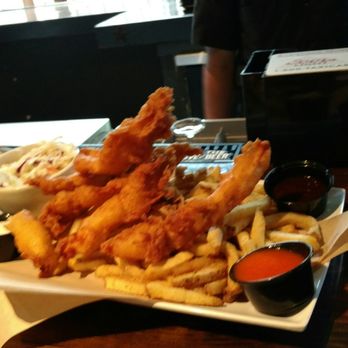 Fronk's - Fish and chips with 4 different dipping sauces - Burgers Near Me - Bellflower, California