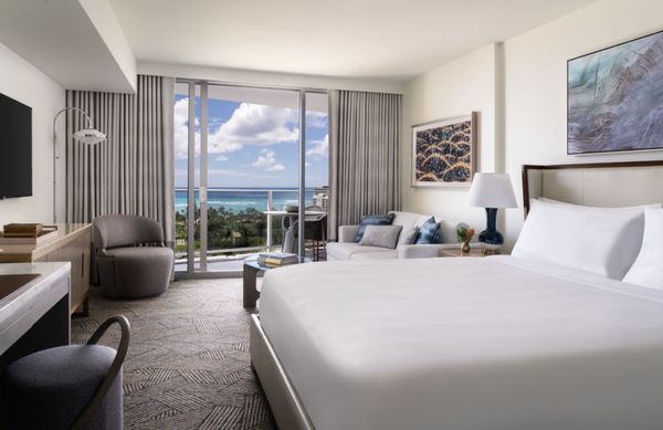 The Ritz-Carlton Residences, Waikiki Beach by null