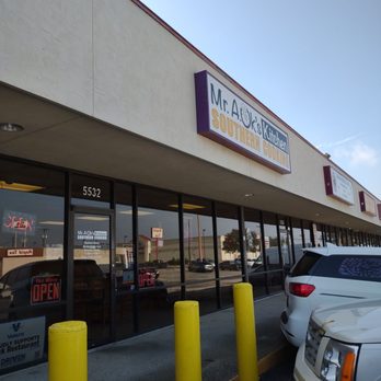 Mr A Ok's Kitchen - the front of the restaurant - Soul Food Near Me - San Antonio, Texas