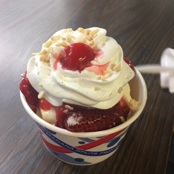 Suzys Freeze - Strawberry Sundae - Ice Cream & Frozen Yogurt Near Me - Placentia, California Suzys Freeze - Strawberry Sundae - Ice Cream & Frozen Yogurt Near Me - Placentia, California