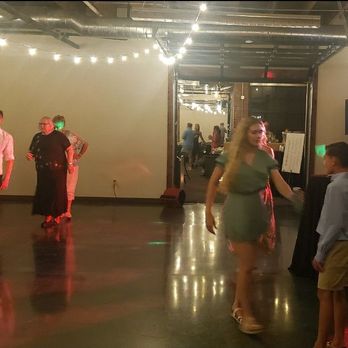 Complete Weddings + Events - DJs Near Me - Omaha, Nebraska