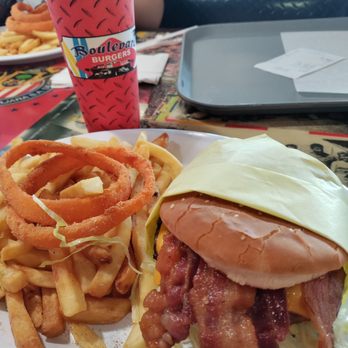 Boulevard Burgers - Burgers Near Me - Bell, California