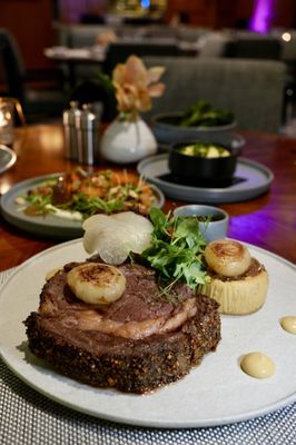 THE Blvd Restaurant and Lounge by null