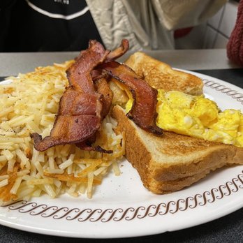 Waffle House - American Near Me - Austin, Texas