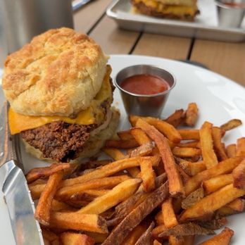 KISS Cafe - Fried chicken biscuit and fries - Breakfast & Brunch Near Me - Johns Island, South Carolina KISS Cafe - Fried chicken biscuit and fries - Breakfast & Brunch Near Me - Johns Island, South Carolina