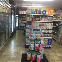 Hough's Neck Package Store - Houghs Neck Package Store
