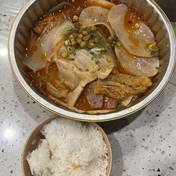Chengduer Malatang - Chinese Near Me - Seattle, Washington