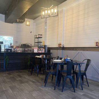 Sunrise City Cafe - Seating areas and order counter - Breakfast & Brunch Near Me - Fort Pierce, Florida