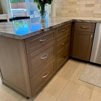 Signature Kitchen & Bath Design - Cabinets and drawers - Interior Design Near Me - Cupertino, California Signature Kitchen & Bath Design - Cabinets and drawers - Interior Design Near Me - Cupertino, California