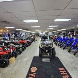 Etown Powersports - Showroom floor.