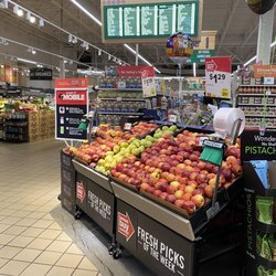 Giant Food Stores