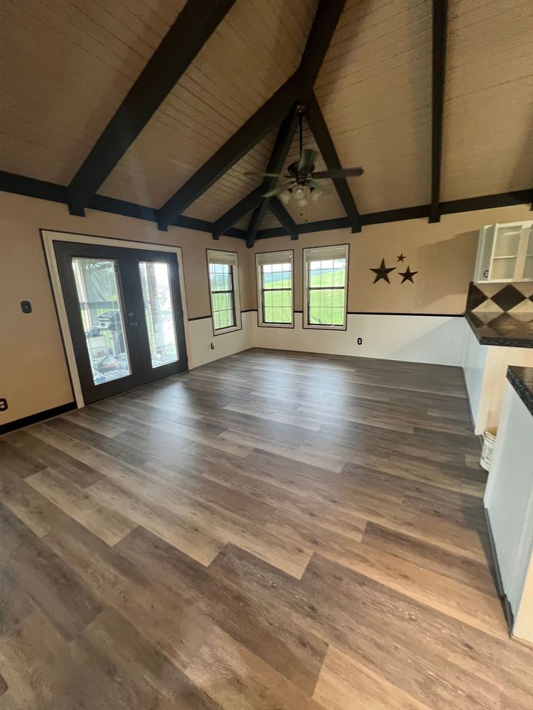 Slide of Maestros Home Services