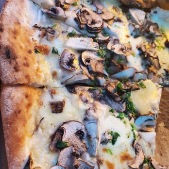 Benchmark Pizzeria - DoorDash Mushroom pizza - Pizza Near Me - Kensington, California Benchmark Pizzeria - DoorDash Mushroom pizza - Pizza Near Me - Kensington, California