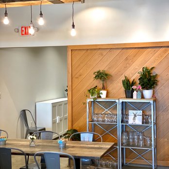 The Aussie Grind - Cafes Near Me - Frisco, Texas