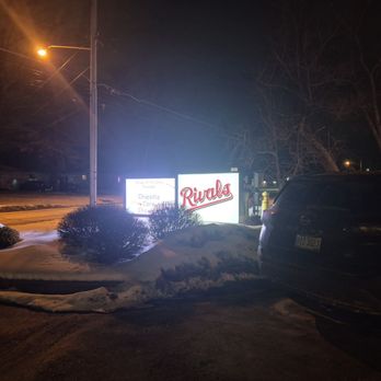 Rivals Brew Pub - Sports Bars Near Me - Middleburg Heights, Ohio