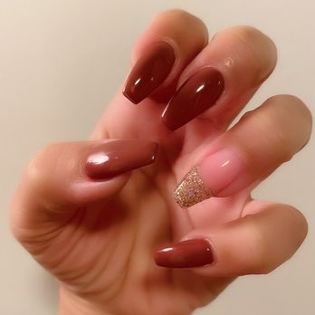 Lux Nail Salon - Nail Salons Near Me - Honolulu, Hawaii