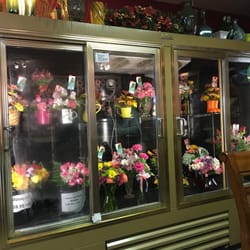Hagan Rossi Florist & Home Decor - Some samples in the cool case.