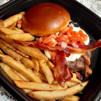 Eureka! - A extra Cowboy burger (without onions) we were given - American Near Me - Roseville, California