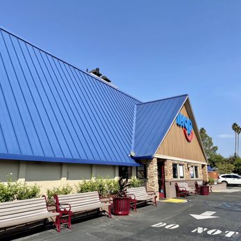 IHOP - the front of a restaurant with a blue roof - Breakfast & Brunch Near Me - Glendale, California