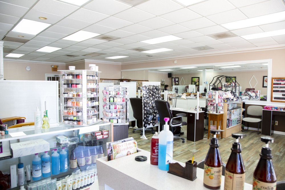 LADY NAILS Updated October 2024 43 Photos & 20 Reviews 4760