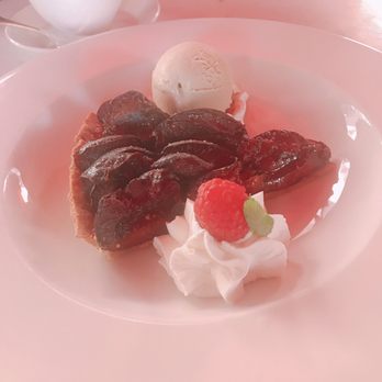 Jacques' Brasserie - Plum tarte with cinnamon ice cream - Brasseries Near Me - Great Falls, Virginia Jacques' Brasserie - Plum tarte with cinnamon ice cream - Brasseries Near Me - Great Falls, Virginia