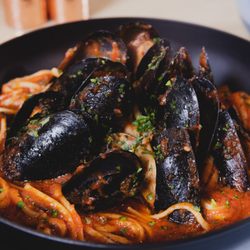 Cosmos Bar & Grill - Mussels