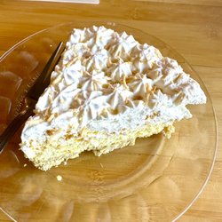 Castaways Restaurant - Coconut Crème Pie