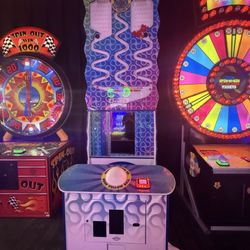 Dave & Buster's Birmingham - Games not active
