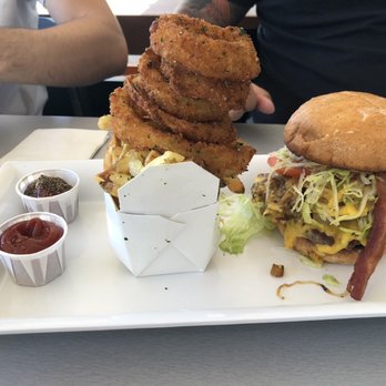 Burger Lounge - The husky with side of onion rings - Burgers Near Me - Campbell, California