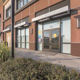 Exterior photo of Carbon Health - Alameda, California Exterior photo of Carbon Health - Alameda, California