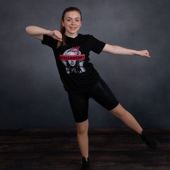 TMC Studios - Hip hop costume - Photographers Near Me - Vernon, Connecticut TMC Studios - Hip hop costume - Photographers Near Me - Vernon, Connecticut