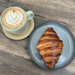 Vela Coffee - Croissant and latte