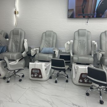 Star Luxury Nails - New spa chairs - Nail Salons Near Me - Long Beach, California Star Luxury Nails - New spa chairs - Nail Salons Near Me - Long Beach, California