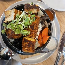 Whole Harvest Kitchen - Sizzling bibimbap bowl