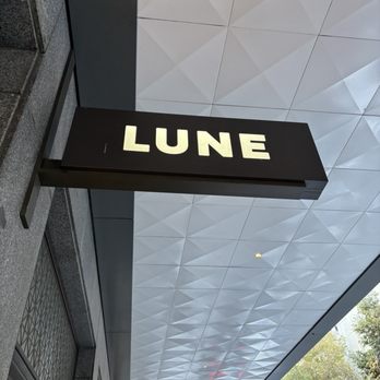 Lune Croissanterie - Bakeries Near Me - Fitzroy, VIC Lune Croissanterie - Bakeries Near Me - Fitzroy, VIC