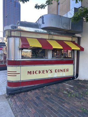 Mickey's Diner by null