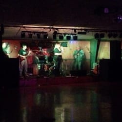 Oregon Trail Lounge - The band is back, singing live country now. I hope country folk can dance out west here!