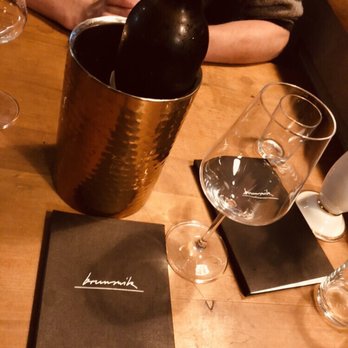 Brunswik - Leckerer Riesling - Bistros Near Me - Kiel, SH