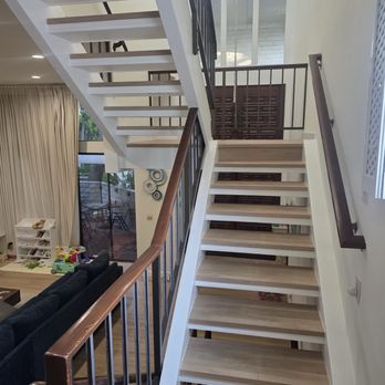 EC Construction Group - Stairs leading to my top floor - General Contractors Near Me EC Construction Group - Stairs leading to my top floor - General Contractors Near Me