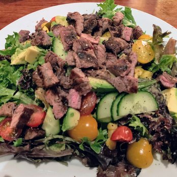 Paesanos - Steak salad - Italian Near Me - Davis, California Paesanos - Steak salad - Italian Near Me - Davis, California